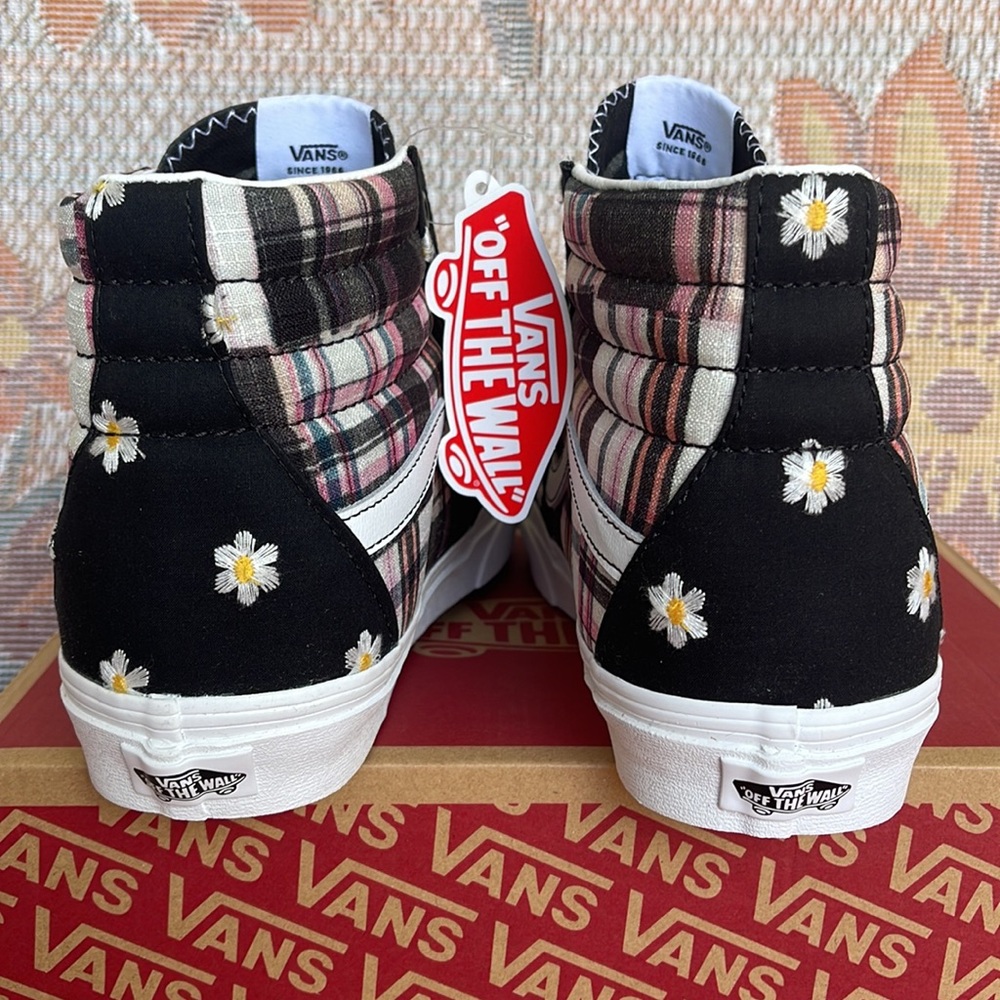 Vans WMNS Sk8-Hi
Floral Plaid Patchwork
VN0A7Q5NUUW
 sneakers - Picture 14 of 16
